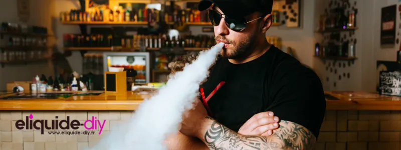 vapoteur tatoué taffs